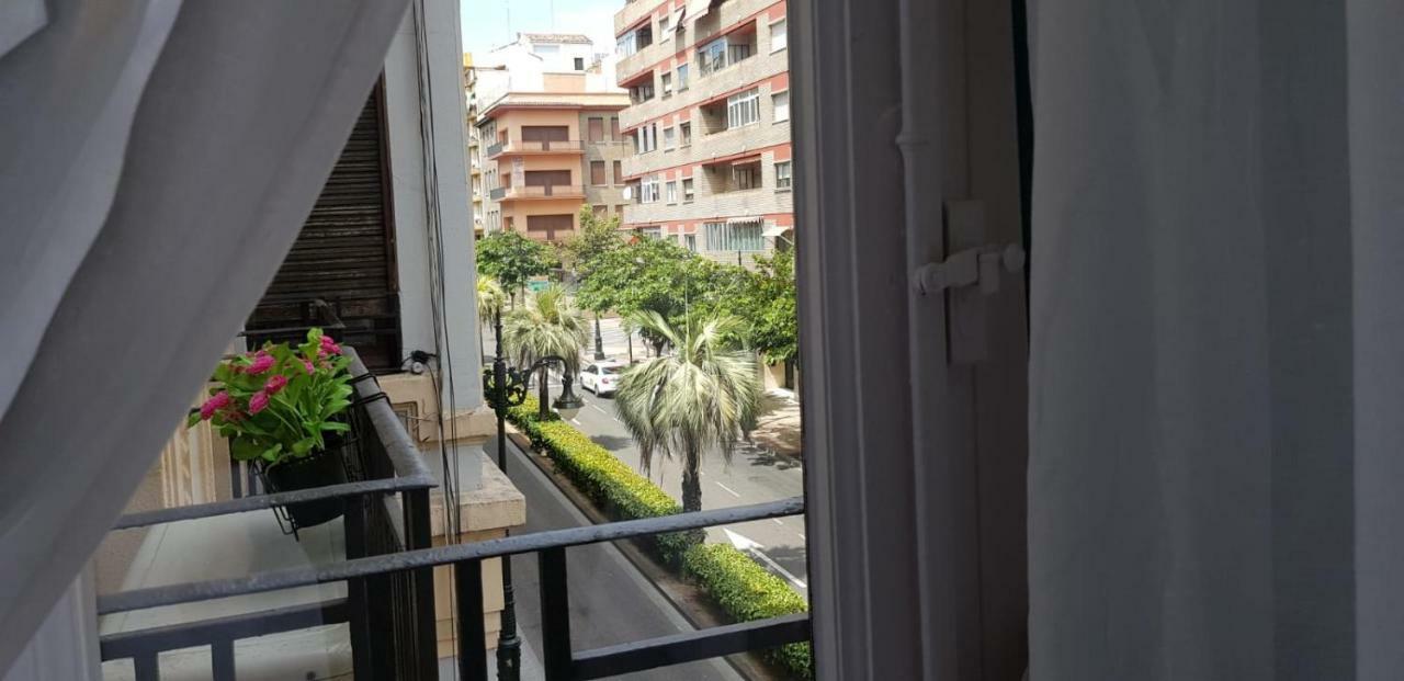 La Parada سرقسطة المظهر الخارجي الصورة