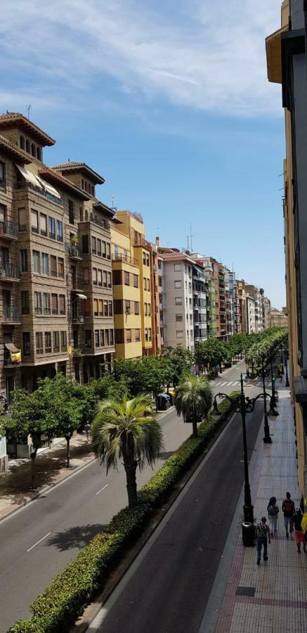 La Parada سرقسطة المظهر الخارجي الصورة