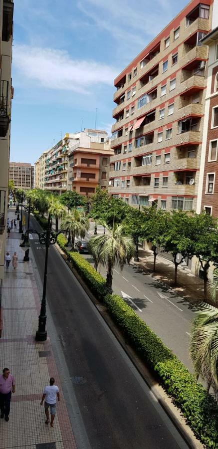 La Parada سرقسطة المظهر الخارجي الصورة